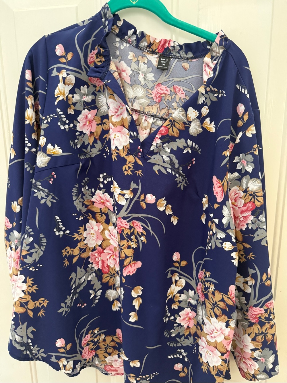 SHEIN Navy Floral V-Neck Tunic with Pink & Cream Blooms